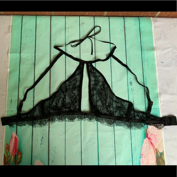 ASOS LACE Bralette - Picture 2 of 3